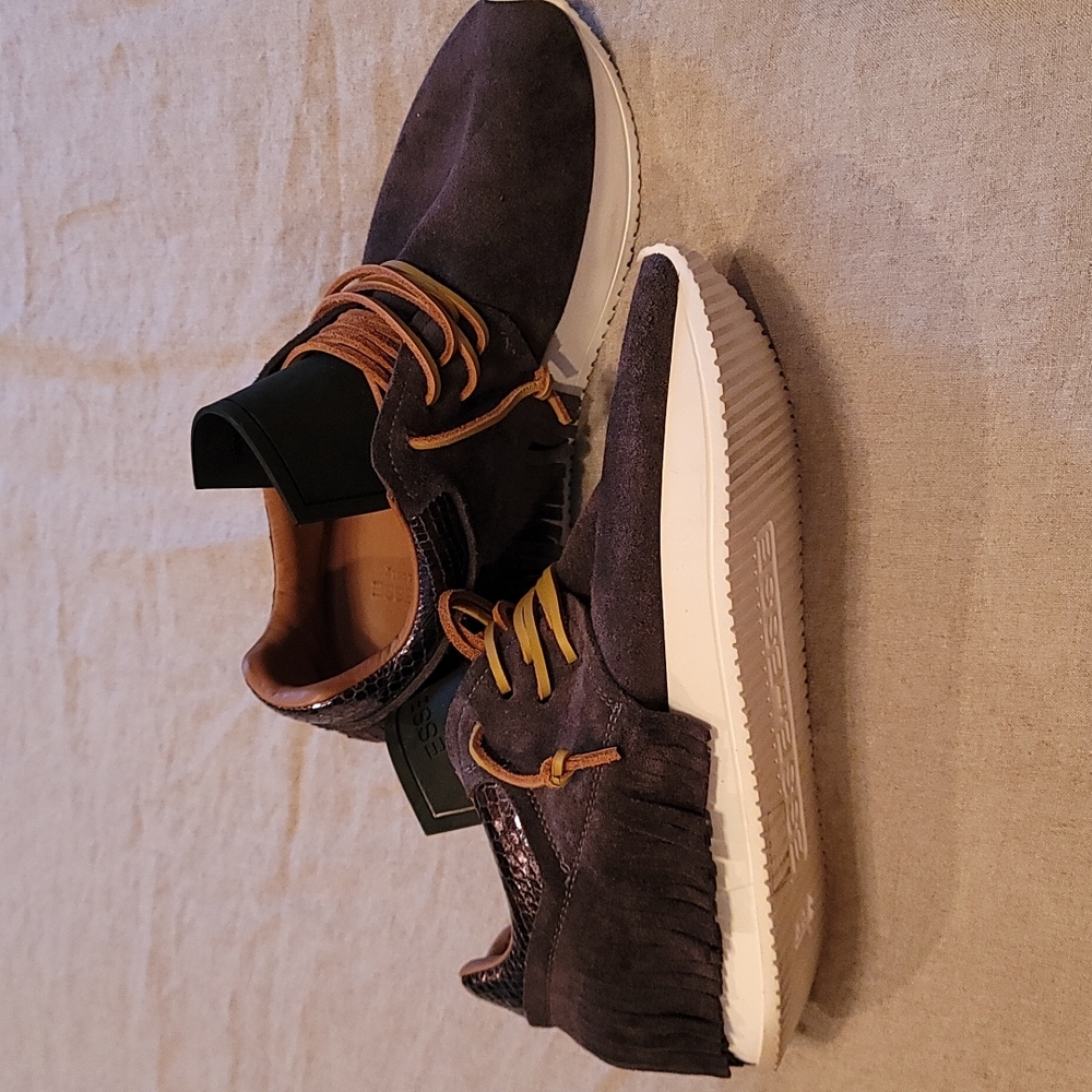 Open Laces Sneakers